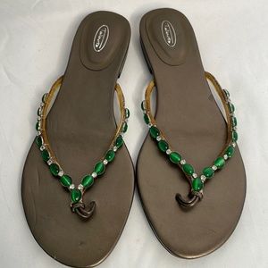 Talbots sandals brown with green and rhinestone details size 6.5